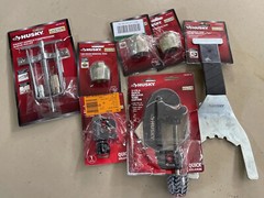 TOOL LOT Husky 1000 002 732, 1004 870 558, 1004 870 668, 1000 002 733, 1004 870