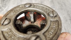 Ridgid 3/4&Prime; NPT 00R OOR Pipe Threader Head with 2-CHIPPED Dies. lot#2