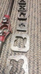 Reed MFG CO Stock and Die Set 55&Prime; 38&Prime; 1 1/2&Prime; 3/4&Prime; 5/8&Prime;
