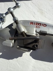 Ridgid 821 Heavy Duty Blade Type Pipe Cutter 535 Pipe Threader New Open Box USA!