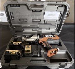 Klein Battery Operated 12 Ton Crimper Kit &ndash; BAT20-12T1651