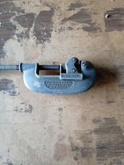Ridgid Heavy Duty 1/8&Prime; &ndash; 2&Prime; Adjustable Pipe Cutter No. 1 AND 2 &ndash;