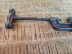Vintage Reed mfg Co No. 2-4 Cuts 1/2&Prime; To 2&Prime; Pipe. 4 Wheel Cutter USA