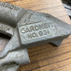 Gardner No. 931 Conduit Pipe Bender With Built In Level 1/2&Prime; Rigid 3/4&Prime; Thinwall