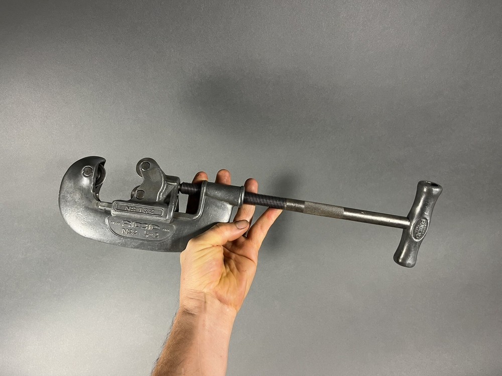 Rigid No 2A (1-2) Pipe Cutter ⅛&rdquo; &ndash; 2&rdquo; &ndash; Solid Condition &ndash; Looks Clean.