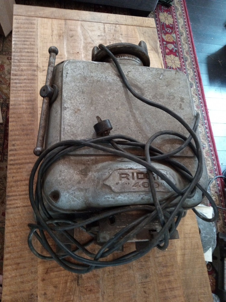 Ridgid 400 Electric Pipe Threader Machine (freight shipping?)