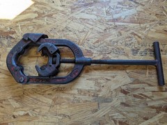 Reed No H 4 2/12&Prime;-4&Prime; Hinged Pipe Cutter Made In USA