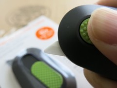 Ambidextrous 10514 Mini Cutter: Lightweight and Sharp Auto-Retractable Tool
