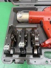 RIDGID 100-B Press Tool Kit 1/2&Prime; &ndash; 3/4&Prime; &ndash; 1&Prime; Jaws Battery & Charger. Works Fine