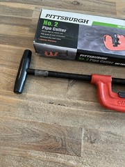 Pittsburgh No. 2 Pipe Cutter Cuts Up To 2-1/2&Prime; Diameter Item # 62243