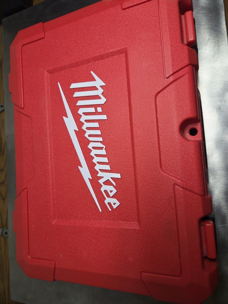 MILWAUKEE M12 2471-20 Pipe Tubing Cutter Kit Battery and Charger And Case