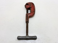 **GENUINE** RIDGID 32820 Heavy Duty Screw Feed Pipe Cutter 1/8in to 2in **USED**