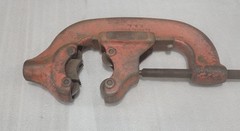 RIDGID 2 in. to 4 in. Model 44-S Heavy-Duty Pipe Cutter 4-S