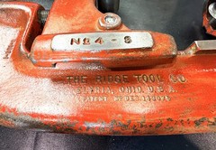 RIDGID 32840 Model 4-S Heavy-Duty Pipe Cutter, 2-inch to 4-inch Steel Pipe USA