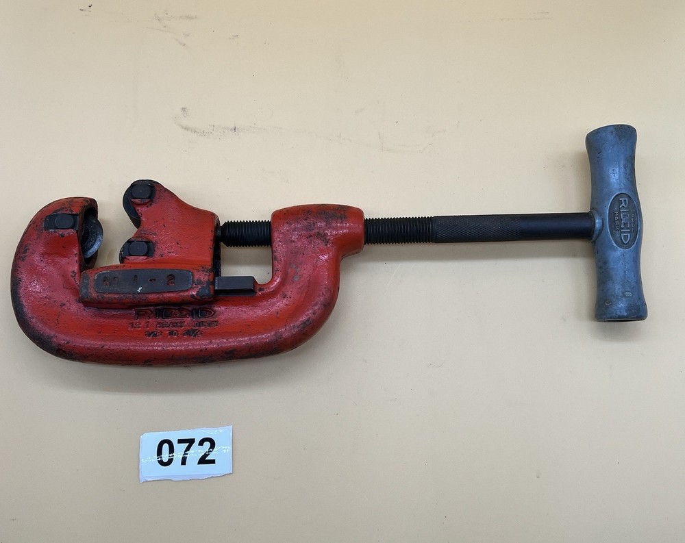 RIDGID 1 Heavy Duty No. 1-2 Pipe Cutter 1/8 in To 1 1/4&rdquo; USA