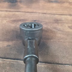 Toledo Pipe Threader Tool Set 5 Dies 1/8-3/4 Grey Good Vintage Ratchet Handle