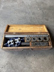 Vintage Craftsman Pipe Threader w/ Dies Original Wood Box 18 Pieces