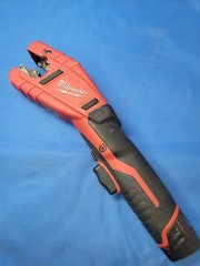 MILWAUKEE 2471-20 CORDLESS COPPER TUBING CUTTER W/ BATTERY