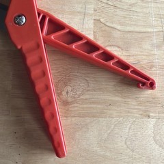 Malco Tools ABS PVC and PEX Sure Grip Tube Slicer / Cutter TC400
