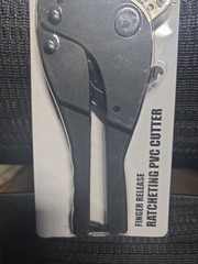 Sealed PITTSBURGH&nbsp;Finger Release Ratcheting PVC Pipe Cutter cuts 1-5/8&Prime; #66971