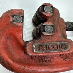 Lot of 3 Ridgid Heavy Duty Pipe Cutter 1/8in to 2in Models 1ea No2A 2ea No 202