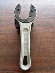 RIDGID 118 2-in-1 AUTOFEED 1/4-1-1/8 in. Metal Tubing Compact Cutter HANDLE ONLY
