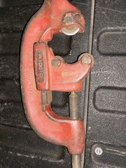 Ridgid No 3 -S 1&Prime; to 3&Prime; Heavy Duty Pipe Cutter W/ Leverage Handle