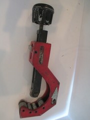 Craftsman 51253 Pipe Cutter 5/8 to 2-5/8 Capacity Working B19