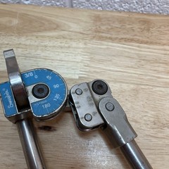 Swagelok 3/8 in. Hand Tube Bender 15/16 in. Bend Radius Pre-owned