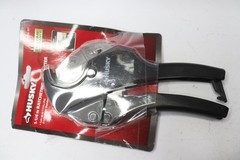 (1-Pk) Husky Quick Change Ratcheting Cutter 1-1/4&Prime; 16PL0101-1