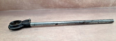 Vintage NYE Triad No 60 Ratchet Pipe Threader Handle P740 22&Prime; Drop Head Holder