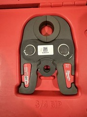 Open Box Milwaukee 49-16-2696 Black Iron Durable Press Jaw 1/2&Prime; &ndash; 1&Prime; Kit *read*