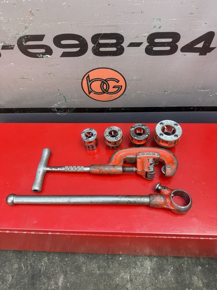 Ridgid 00R Pipe Threading Set, Ratchet, Handle+4 Dies 3/8 to 1 inch 7/9/26 #4