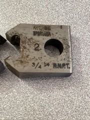 Armstrong Bros. Adjustable Dies for Pipe No.2 Size 1/4&Prime;