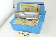 New England Pipe Tap 1-11 1/2 NPTF 5 Flute P NPTF 02370
