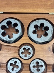 FOUR STAR PRODUCTS Thread Die Repair Kit Metric MODEL S1991M in Wood Box