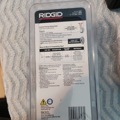 RIGID 150 Constant Swing Tubing Cutter, 1/8-inch to 1-1/8-inch Tube Cutter