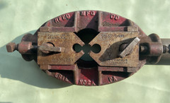 Vintage REED Mfg. Co. Pipe Threader Set No. 2A With Die Set