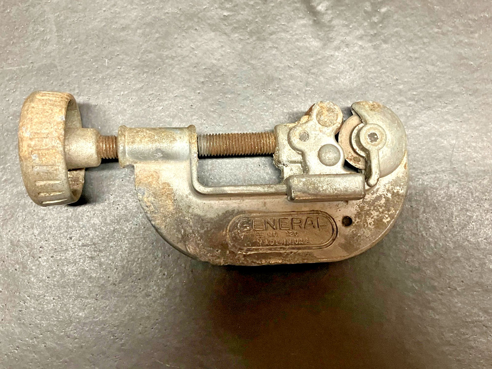 Vintage General Tools No. 120 Tubing Pipe Cutter W/ Reamer Made In The USA &ndash; (i)