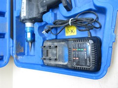 Uponor ProPex 150 Lithium Battery Expander Tool w/ 2 Batteries & 3 Jaws Used #2