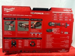 Milwaukee M18 FORCE LOGIC. PRESS TOOL KIT W/ ONE-KEY WITH 1/2&Prime;-2&Prime;CTS-V JAWS 7/8
