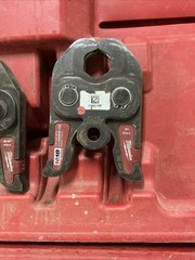 Milwaukee 2922-22 18V One-Key Force Logic Press Tool Kit w/1/2&Prime; to 2&Prime; CTS Jaws