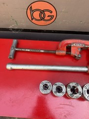 Ridgid 00R Pipe Threading Set, Ratchet, Handle 5 Dies 1/4-1 inch 7/9/26 #2