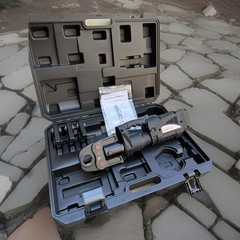 Cordless Hydraulic 4 Ton Pro Press Pipe Crimping Tool 1/2&Prime; 3/4&Prime; 1&Prime; 1-1/4&rdquo; Jaw