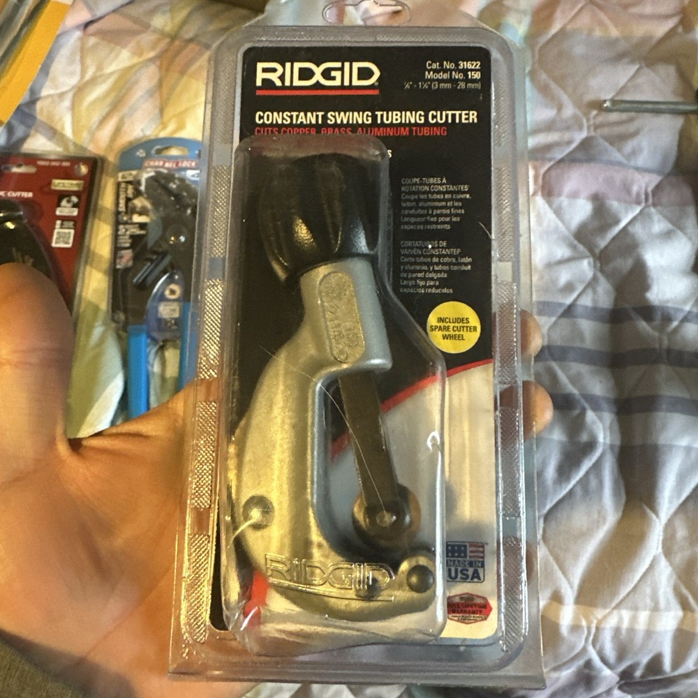 RIDGID 31622 Model 150 Constant Swing Tubing Cutter, 1/8-inch to 1-1/8-inch Tube
