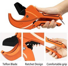 Professional Grade PVC Pipe Cutter with Ratchet Design &ndash; 2-1/2&Prime; Cutting Capacity