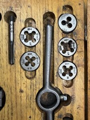 Vintage Tap & Die Set Fractional Sizes 1/4-20 to 1/2-20 Wood Case Greenfield