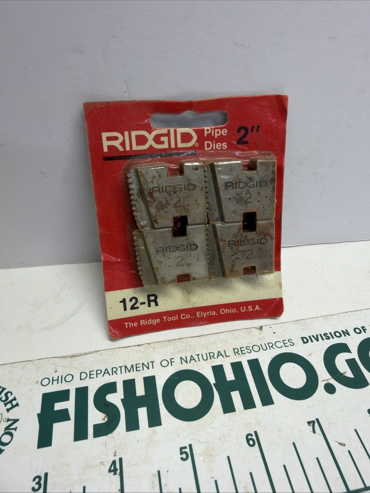 RIDGID 1 1/2&Prime; PIPE THREADER DIES 12-R