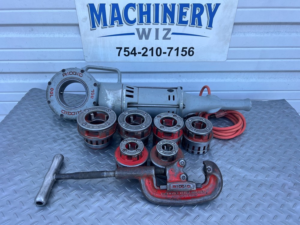 Ridgid 700 T2 Pipe Threader 12R Die Set 1/2 &ndash; 2&Prime; and Pipe Cutter