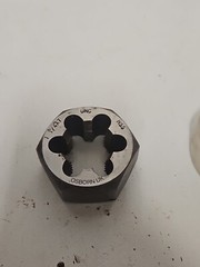 Hex Retnreading Die, Uncoated UNC, 1 1/4&times;7, HSS Osborn Uk